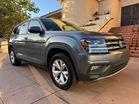 Used 2019 Volkswagen Atlas SE FWD image 1