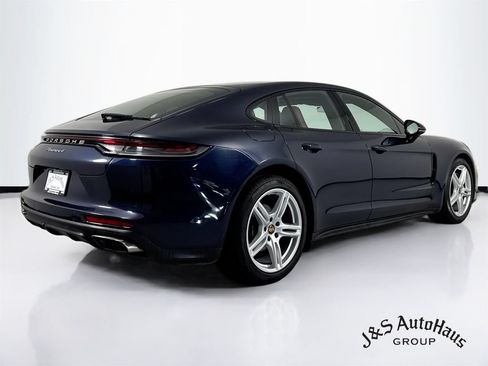 Used 2023 Porsche Panamera 4 AWD/4WD image 7