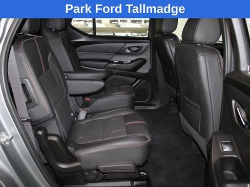Used 2023 Chevrolet Traverse RS AWD/4WD image 27