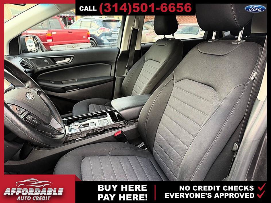 Used 2020 Ford Edge SE FWD image 10