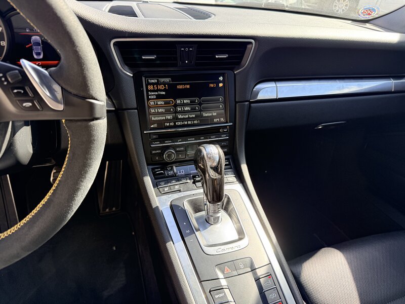 Used 2014 Porsche 911 Carrera RWD image 15
