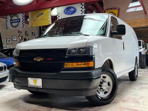 Used 2019 Chevrolet Express 2500 w/ Driver Convenience Package RWD image 1