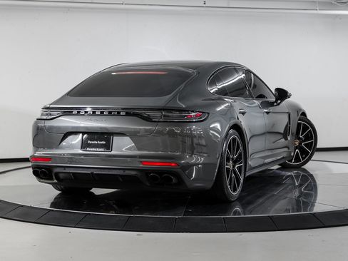 Certified 2023 Porsche Panamera Platinum Edition image 7
