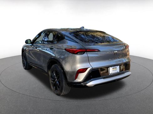 Used 2025 Buick Envista Sport Touring image 15