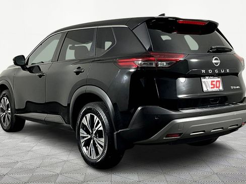 Certified 2023 Nissan Rogue SV image 4