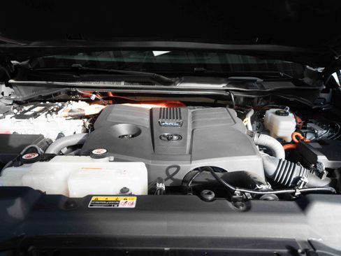 Used 2023 Toyota Tundra Limited image 30