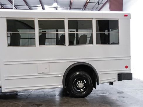Used 2007 Chevrolet Express 3500 w/ School Bus Package RWD image 14