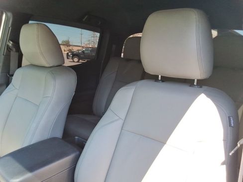 Used 2022 Toyota Tacoma TRD Off-Road w/ Technology Package image 23