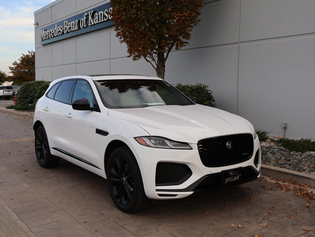 Used 2025 Jaguar F-PACE R-Dynamic S AWD/4WD image 1