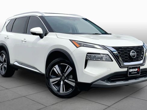 Used 2021 Nissan Rogue SL FWD image 3