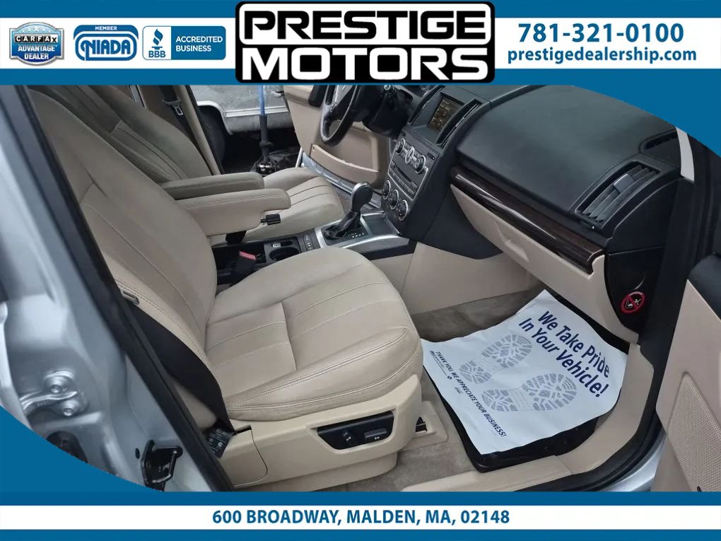 Used 2014 Land Rover LR2 HSE AWD/4WD image 24