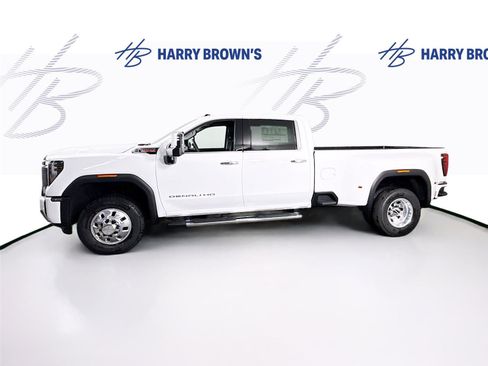 New 2026 GMC Sierra 3500 Denali w/ Denali Reserve Package image 31