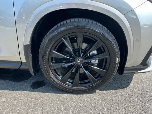Used 2025 Lexus NX 450h+ F Sport AWD/4WD image 36