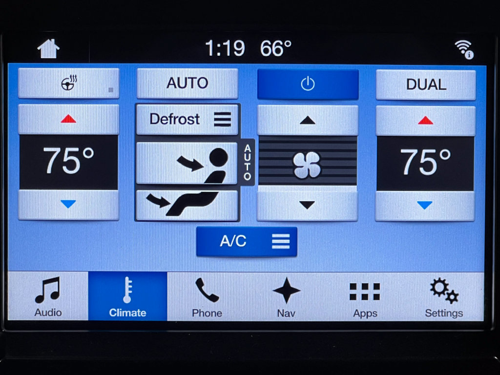 Used 2017 Ford F150 Lariat w/ Equipment Group 502A Luxury AWD/4WD image 28