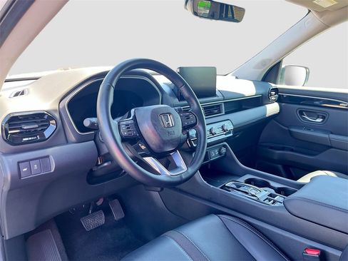 Used 2024 Honda Pilot EX-L image 9