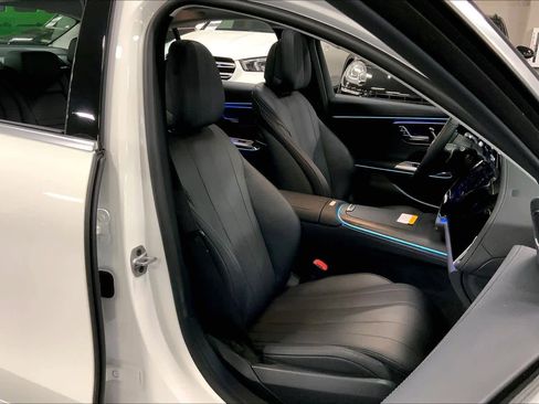 Used 2025 Mercedes-Benz E 350 E 350 image 8