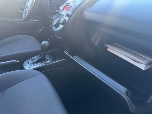 Used 2011 Kia Soul + w/ Audio Pkg image 27