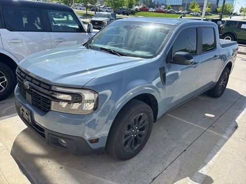 Used 2024 Ford Maverick Lariat w/ Black Appearance Package AWD/4WD image 2