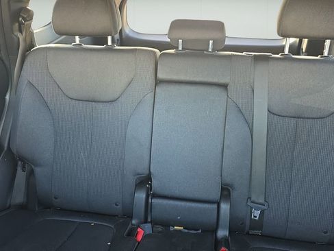 Used 2023 Hyundai Santa Fe SEL image 13