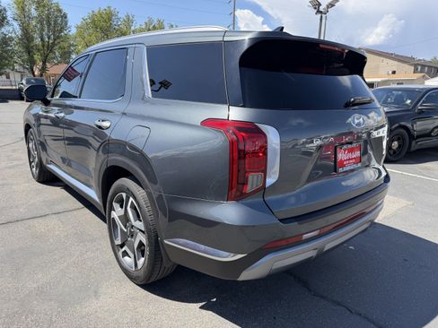 Used 2023 Hyundai Palisade Limited AWD/4WD image 6