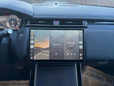Certified 2026 Land Rover Range Rover Velar Dynamic SE AWD/4WD image 25