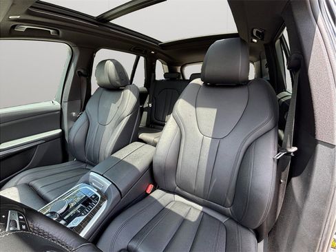 Used 2021 BMW X5 xDrive40i w/ Parking Assistance Package AWD/4WD image 20