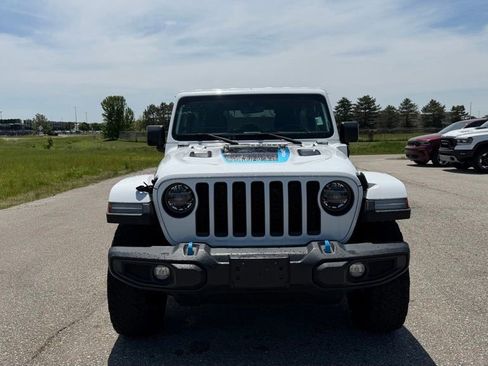 Used 2022 Jeep Wrangler Unlimited Rubicon 4xe AWD/4WD image 2