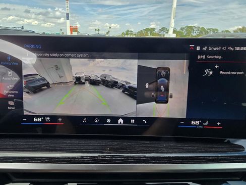 New 2026 BMW X6 M60i w/ Executive Package image 21