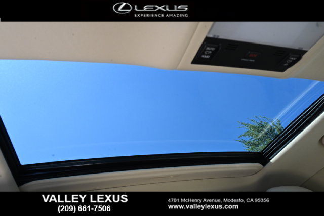 Used 2015 Lexus LS 460 w/ Comfort Package RWD image 6