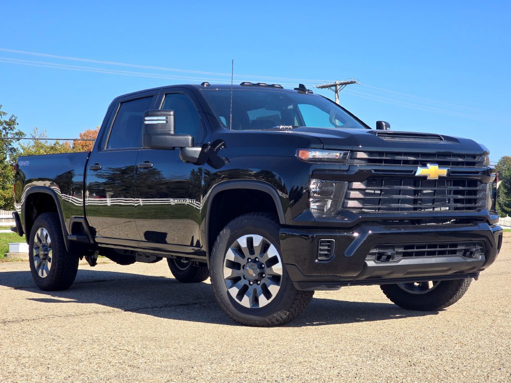 New 2026 Chevrolet Silverado 2500 Custom w/ Custom Convenience Package AWD/4WD image 1
