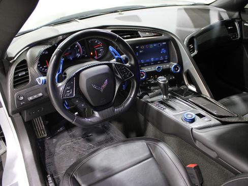 Used 2017 Chevrolet Corvette Grand Sport image 2