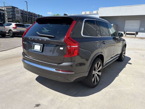 Used 2024 Volvo XC90 T8 Plus w/ Protection Package Premier AWD/4WD image 9