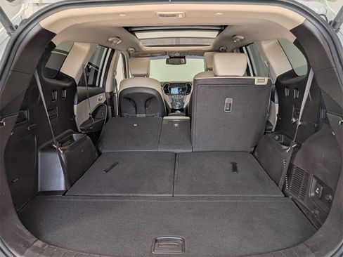 Used 2017 Hyundai Santa Fe SE Ultimate w/ SE Ultimate Tech Package 03 image 26