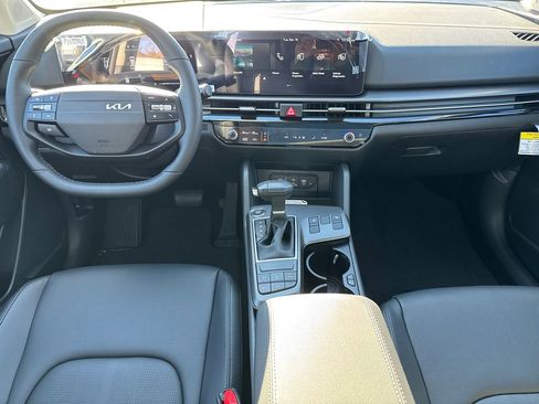 New 2026 Kia Sportage EX w/ EX Panorama Roof Package image 23