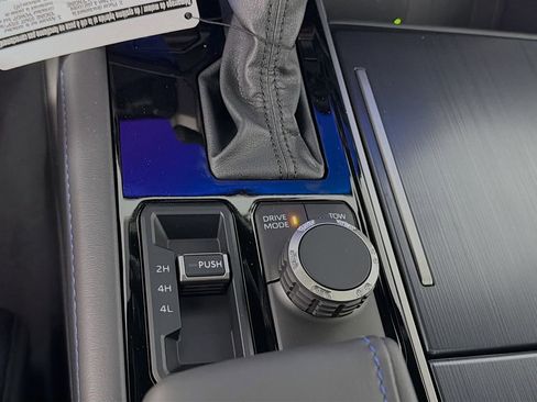 New 2026 Toyota Tundra Platinum AWD/4WD image 22