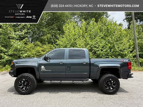 Used 2018 Chevrolet Silverado 1500 LT w/ All Star Edition AWD/4WD image 1