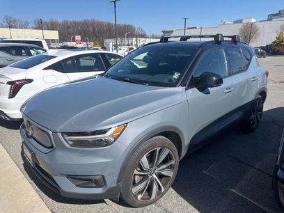 Used 2022 Volvo XC40 P8 Recharge Plus