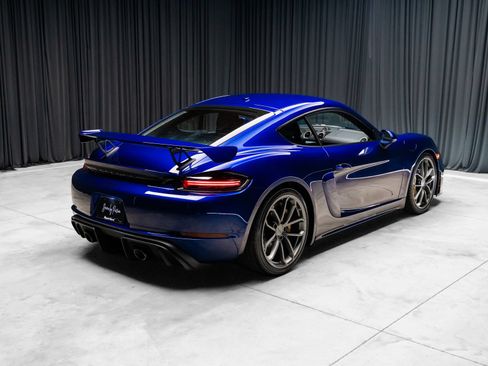 Used 2021 Porsche 718 Cayman GT4 RWD image 39