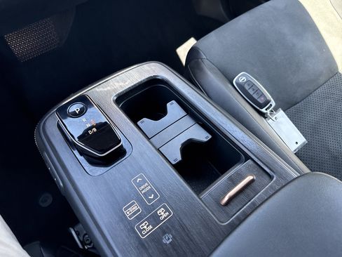 Certified 2024 Nissan Ariya AWD image 21