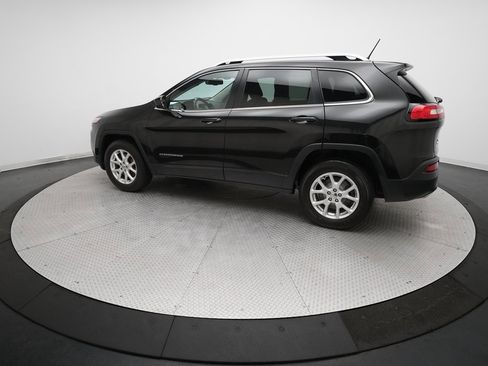 Used 2015 Jeep Cherokee Latitude w/ Comfort/Convenience Group image 12