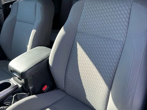 Used 2022 Toyota Tacoma SR5 image 15