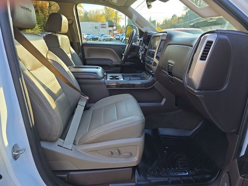 Used 2015 GMC Sierra 3500 Denali image 31