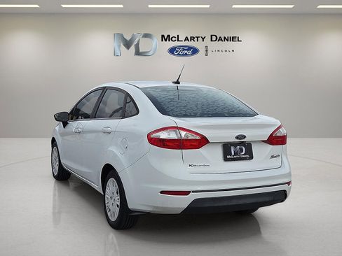 Used 2018 Ford Fiesta S image 4