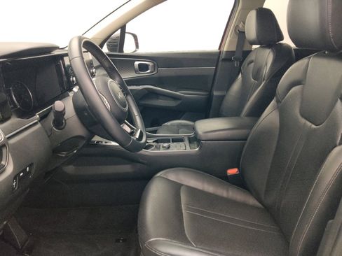 Used 2023 Kia Sorento S w/ Panoramic Sunroof Package FWD image 17