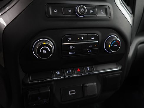 Used 2019 Chevrolet Silverado 1500 Custom Trail Boss image 20