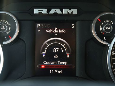 New 2024 RAM 5500 Tradesman w/ Safety Group image 21