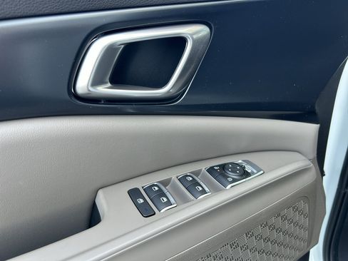 New 2026 Kia Carnival FWD image 15