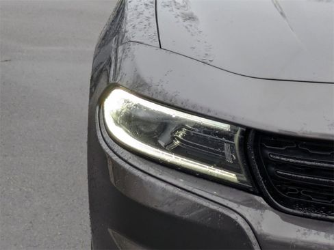 Used 2022 Dodge Charger SXT image 10