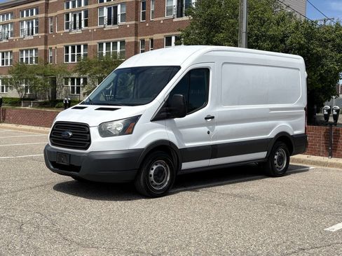 Used 2015 Ford Transit 150 130 Medium Roof RWD image 1