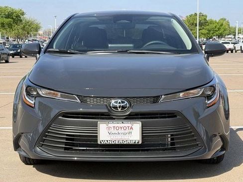 New 2026 Toyota Corolla LE FWD image 8